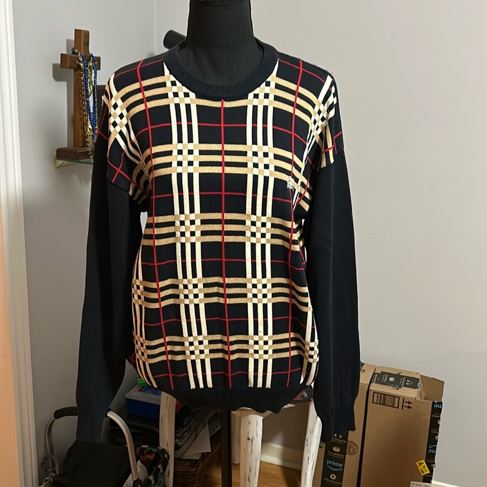Authentic Burberry  light Sweater
